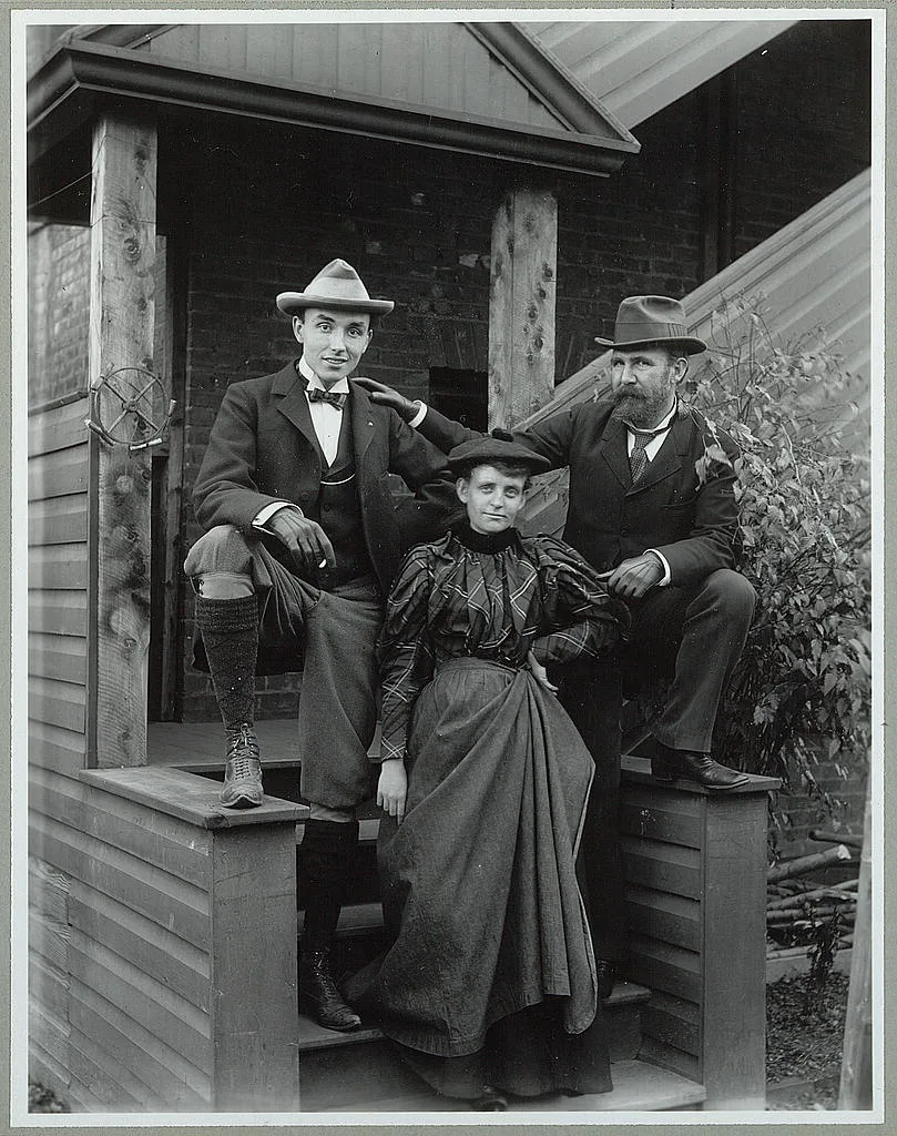 [Frances Benjamin Johnston (front), with Mills Thompson (left) and…, 1885