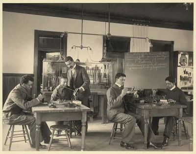 [Students constructing telephones at Hampton Institute], Virginia, Hampton, 1899