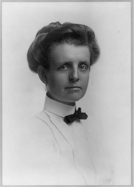 [Frances Benjamin Johnston, formal bust by Strauss, facing right]