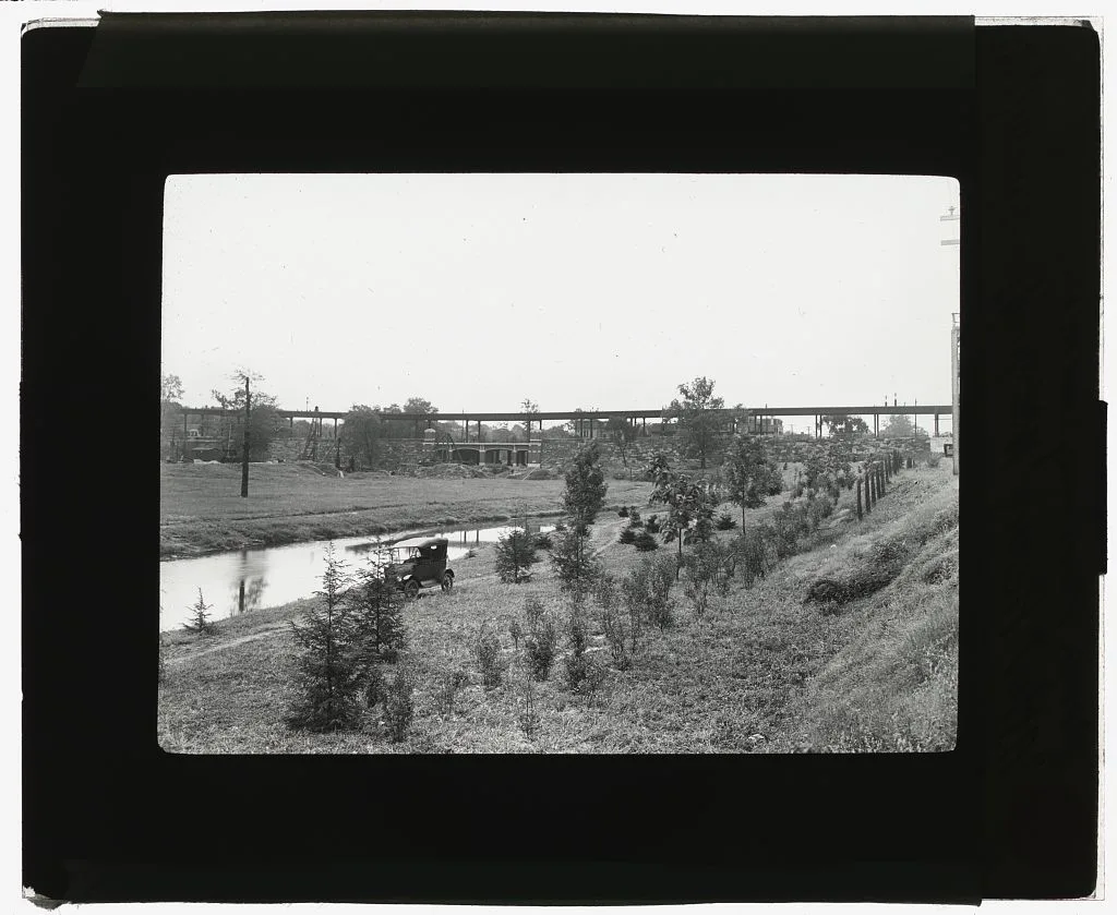 [Willliamsbridge to Gun Hill Road, Bronx, New York. After], 1920