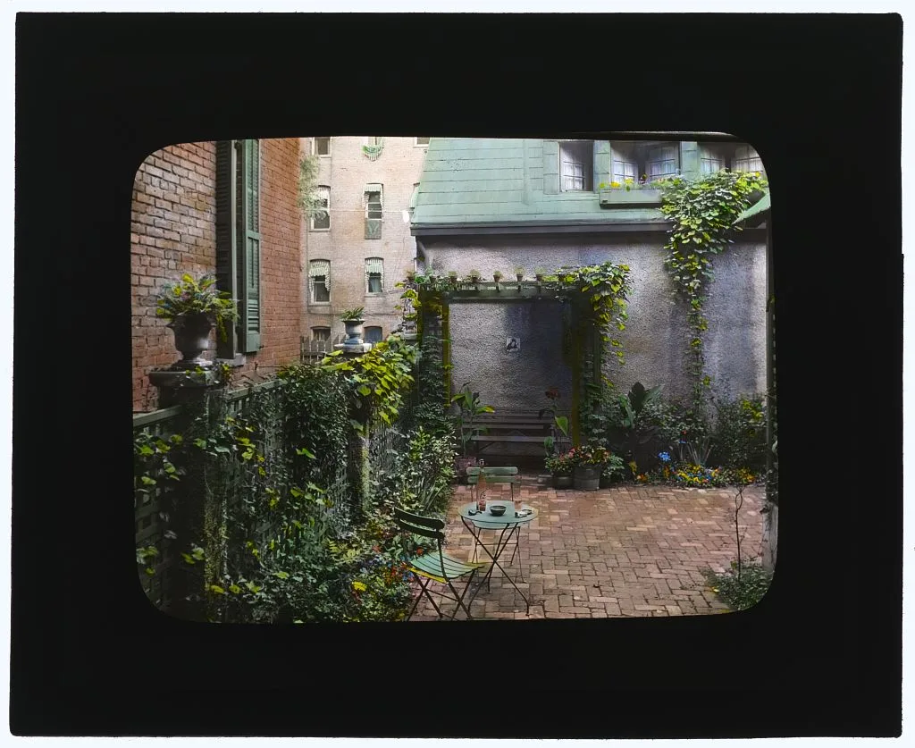[William Windom house, 1723 de Sales Place, Washington, D.C. Terrace], Washington D.C., 1925