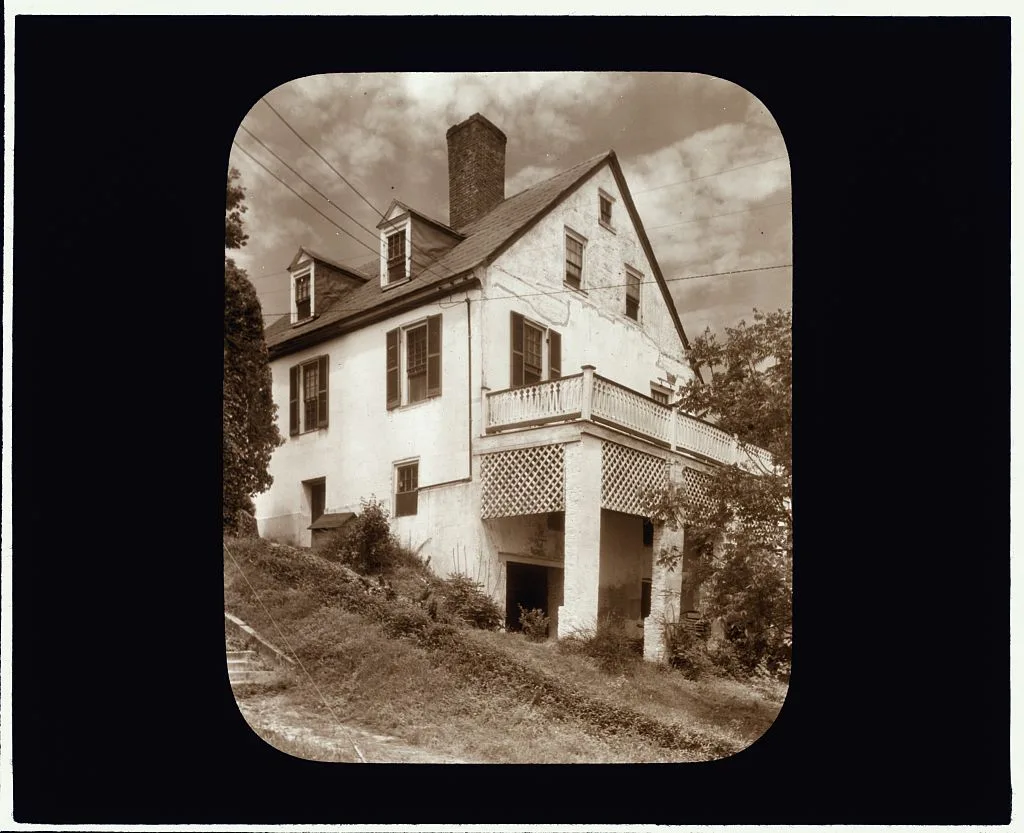 [Customs House, Tappahannock, Essex County, Virginia. Porch], Tappahannock, Virginia, 1935