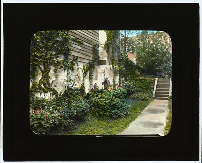 [Unidentified city garden, probably New York, New York. Steps], 1922
