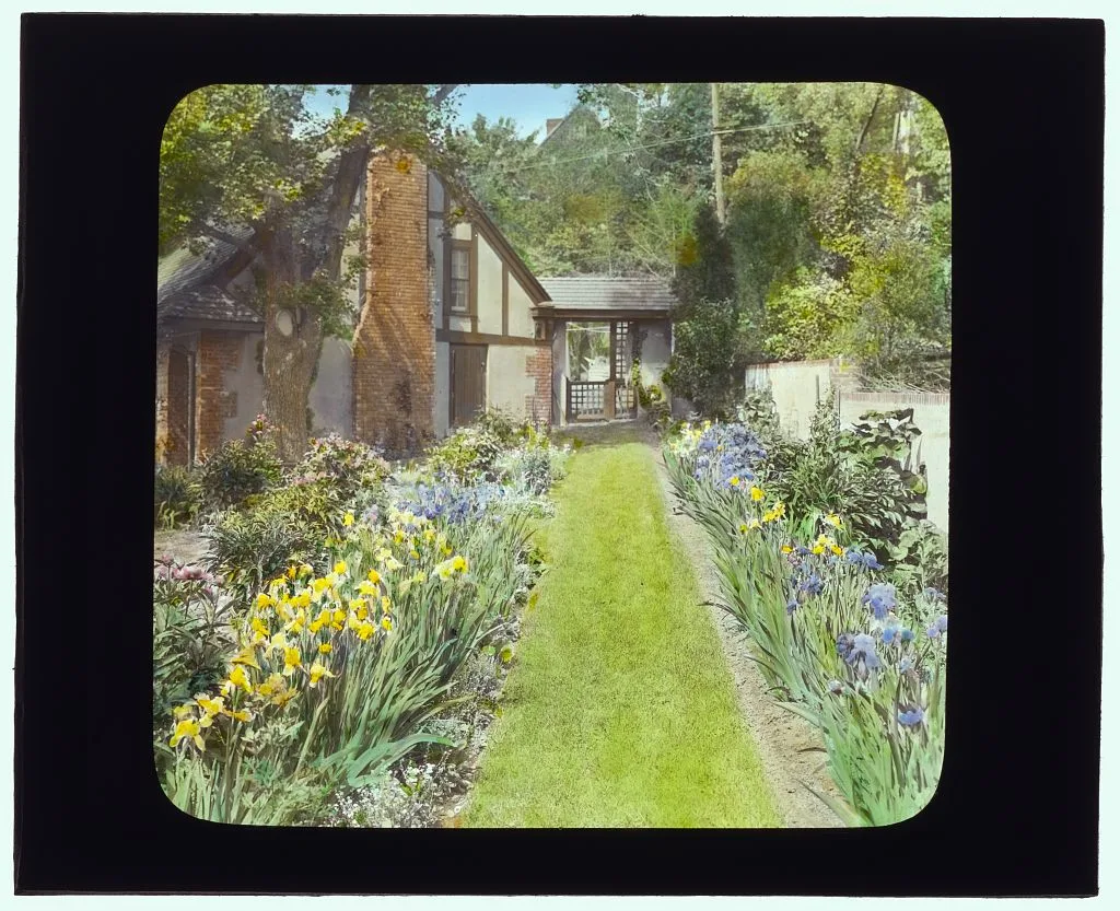[Daniel Elezer Pomeroy house, Beech Road, Englewood, New Jersey. Iris…, New Jersey, Englewood, 1918