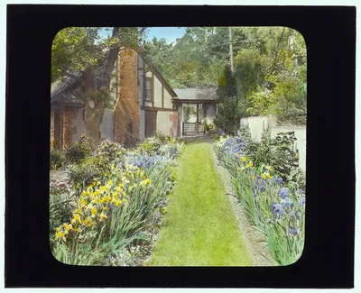 [Daniel Elezer Pomeroy house, Beech Road, Englewood, New Jersey. Iris…, New Jersey, Englewood, 1918