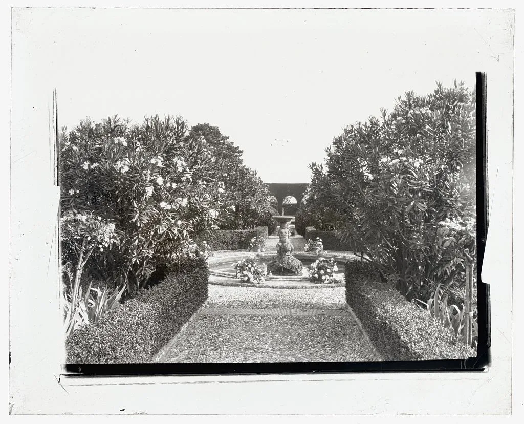 [Villa Gamberaia, Settignano, Tuscany, Italy. Water terrace], 1925