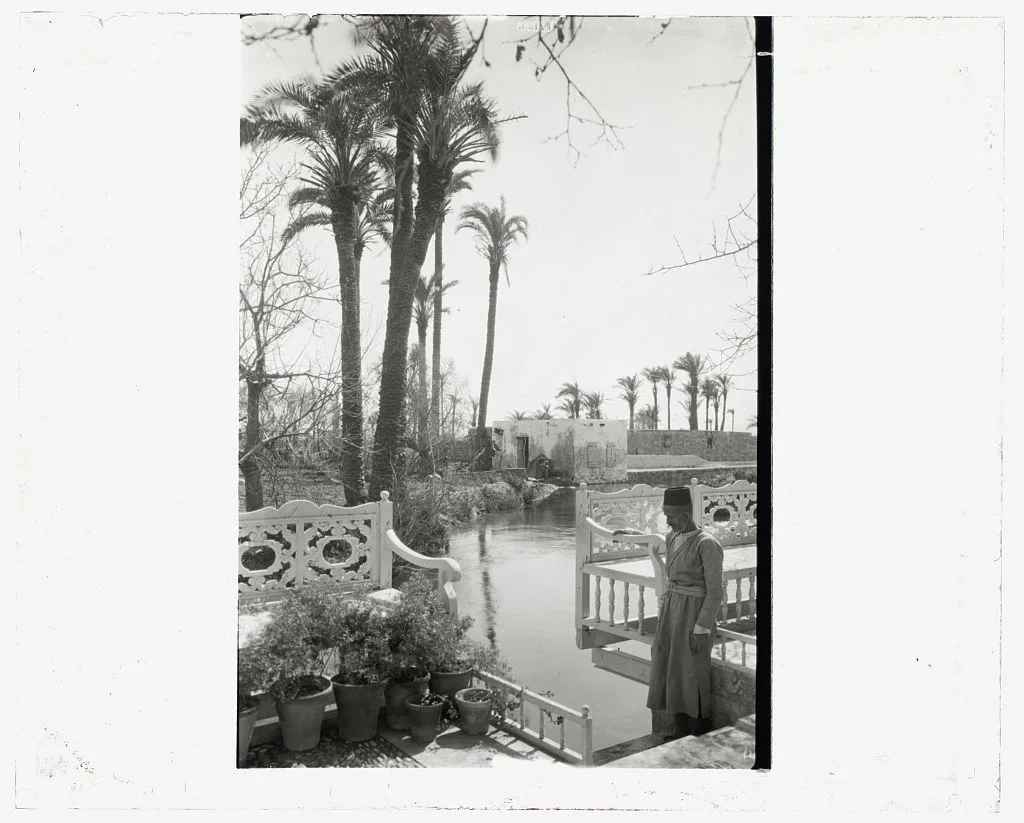 [Abdul Baha garden, Acre. Water terrace], Israel, Acre, 1925