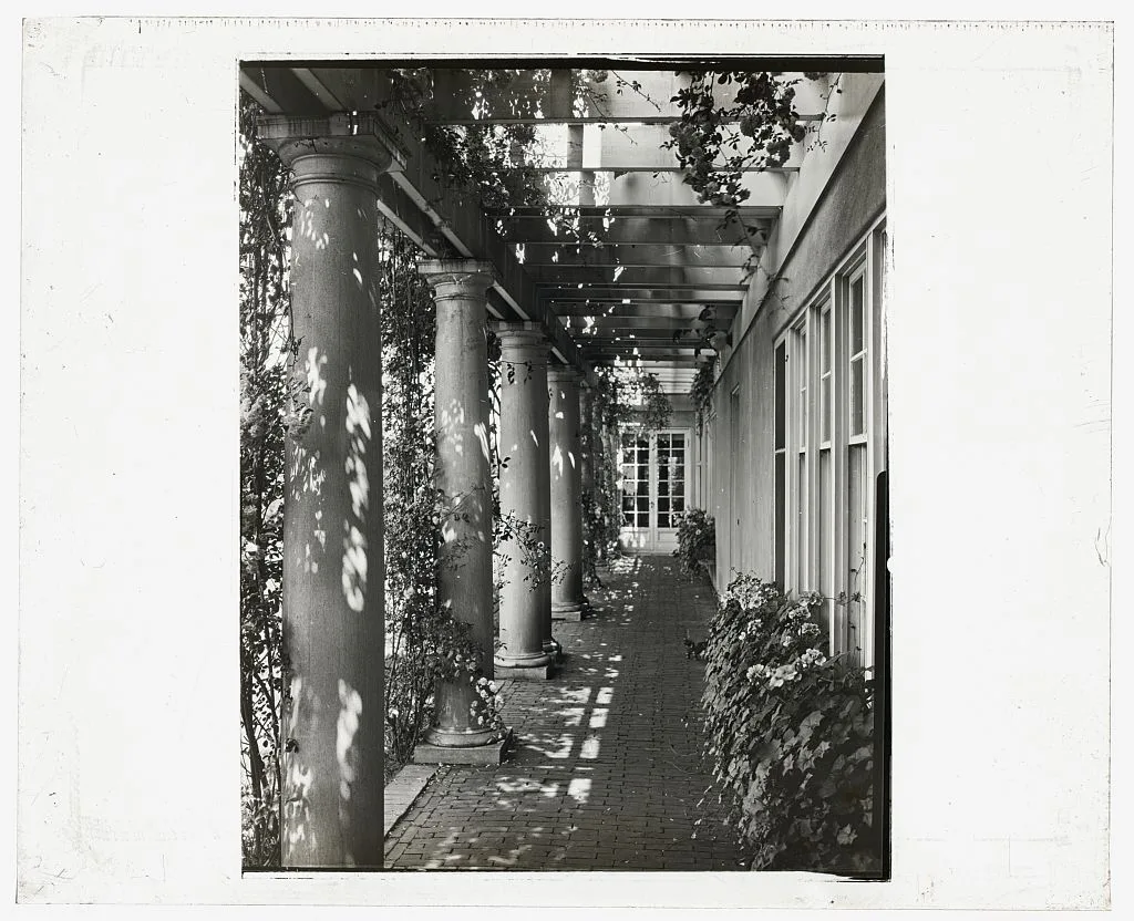 ["Indian Ridge," Dr. Francis Bishop Harrington house, 166 Argilla…, Massachusetts, Ipswich, 1926