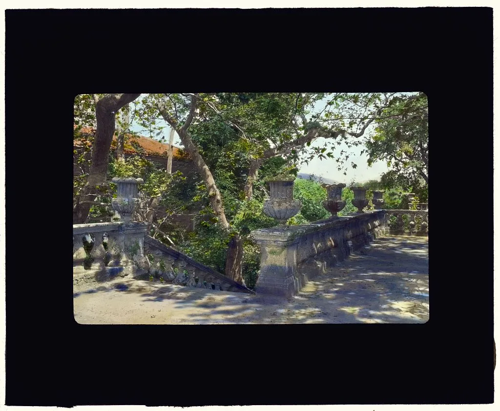 [Villa Lante, Bagnaia, Lazio, Italy. Stairway], Italy, Bagnaia, 1925