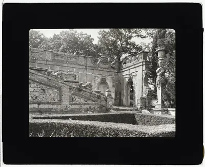[Villa Farnese, Caprarola, Lazio, Italy. Stairway to terrace], Italy, Caprarola, 1925