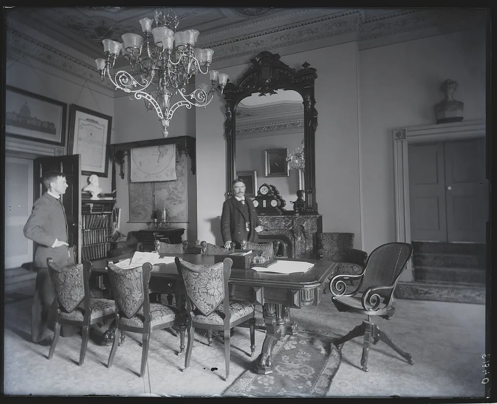 Cabinet room, figures, Washington D.C., 1889