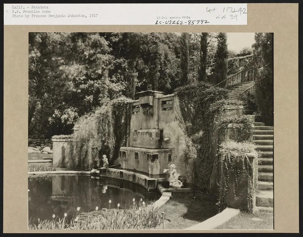 ["Il Paradiso," Mrs. Dudley Peter Allen house, 1188 Hillcrest Avenue,…, California, Pasadena, 1917